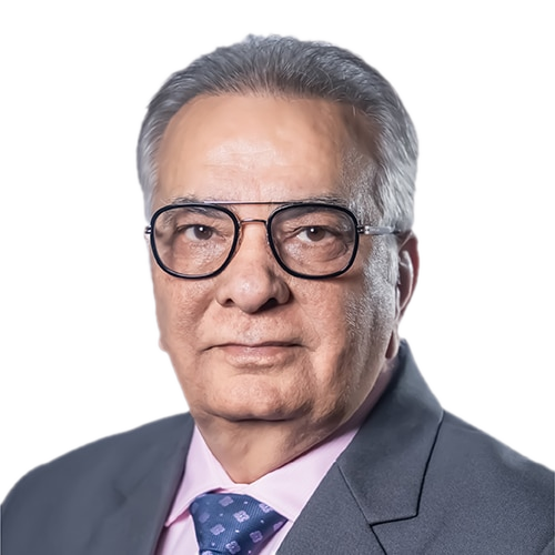 Shri Vijay Kumar Arora, Chairman